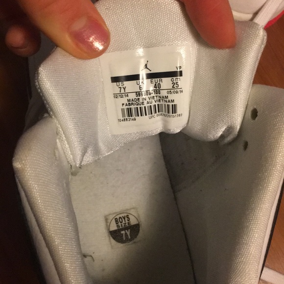 Jordan Flights - Picture 3 of 5